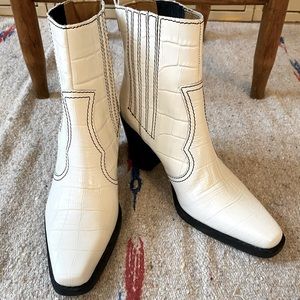 Ganni Callie Boots, White, US8 / IT38
